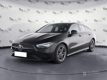Mercedes-Benz CLA Shooting Brake 200 d AMG Pr...