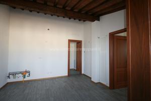 VS85 - Pienza in un complesso immobiliare