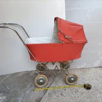 carrozzina giocattolo