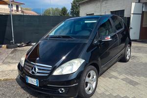 Mercedes-benz A 160 BlueEFFICIENCY anno 2011