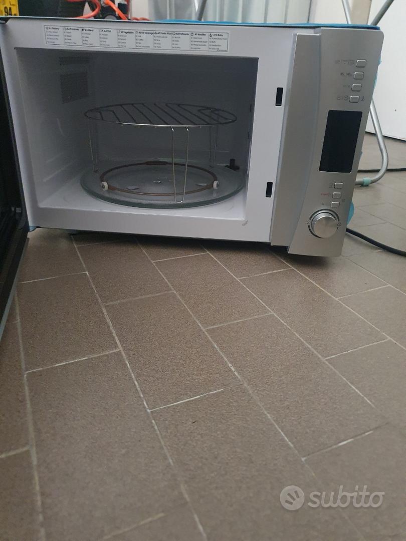 Microonde Candy 700W - Elettrodomestici In vendita a Bologna