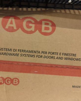 Ferramenta per porte e finestre