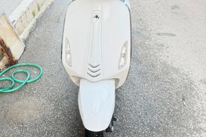 Vespa sprint 50
