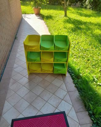 Scaffale portagiochi bambini