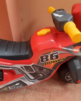 moto giocattolo