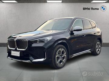 BMW iX1 30 xdrive X-Line