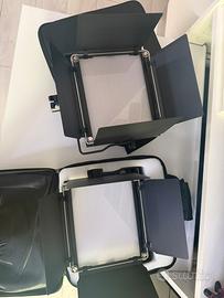 NEEWER NL660 Kit 2 Luci LED + Softbox NS4S