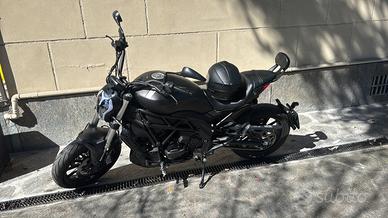 Benelli 502C 2022 - 5800km