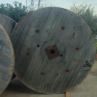 Bobine in legno massiccio