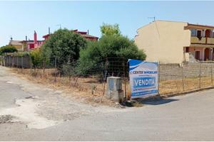 Terreno edificabile ideale per tre villette