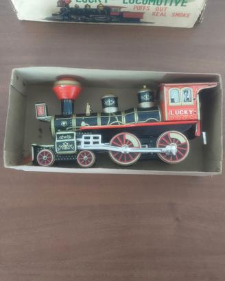 LOCOMOTIVE LUCKY  puffs out real smoke