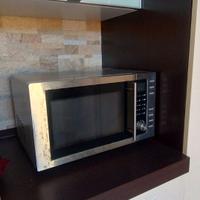 Forno a microonde usato