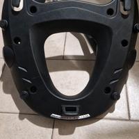 piastra bauletto givi 