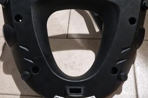 piastra bauletto givi 