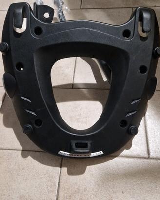 piastra bauletto givi 