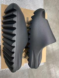 Ciabatte adidas Originals Yeezy.