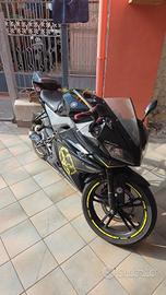125 yzf-r
