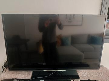 TV LED Philips 42" Smart TV