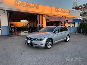 Volkswagen Passat Variant 2.0 TDI 150 Cv Automatic