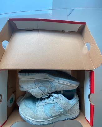 Scarpa Nike in camoscio  TAGLIA 38,5