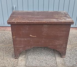 Cassapanca   legno d'abete da restaurare.