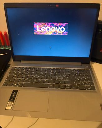 Laptop Lenovo ideapad3  utilizzato pochissimo