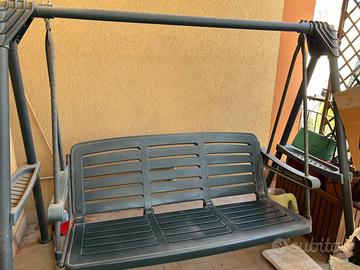 dondolo da giardino