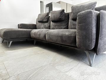 Divano con chaise longue