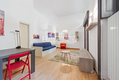 BILOCALE SU DUE LIVELLI