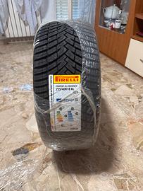 Pneumatico pirelli