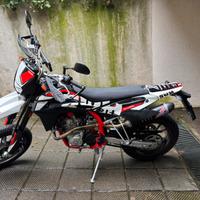 Swm R 125 SM