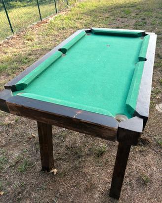 Biliardo completo con set di biglie e stecche