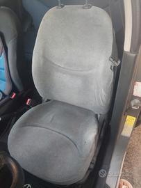  sedia conducente toyota yaris 3/5 porte