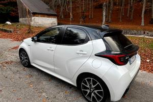 Toyota yaris hybrid 116 cv style