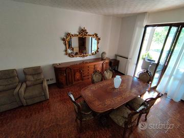  mobili finiti a mano