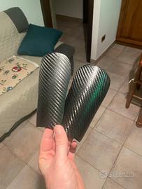 Parastinchi calcio in vera fibra di carbonio