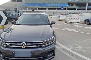 VOLKSWAGEN Tiguan 2.0 TDI SCR DSG 4MOTION Advanced