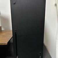 Xbox Series X - con joystick e accessori