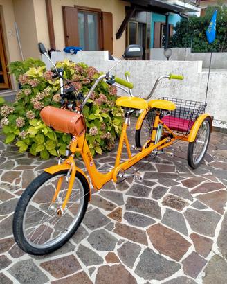 Raro Tandem a tre ruote