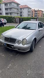 Mercedes clk 320 2001