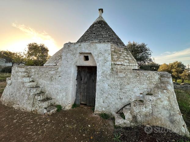 Ostuni, splendido Trullo autentico con vista mare