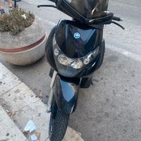 Beverly 125