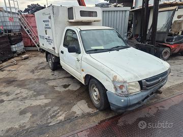 Ricambi per TOYOTA HILUX 2.5 DIESEL 2KDFTV