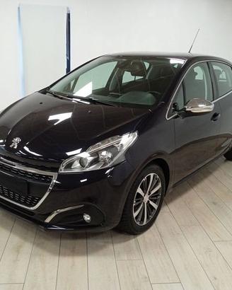 Peugeot 208 PureTech 82 5 porte Allure