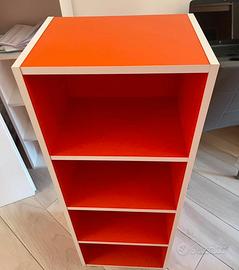 Libreria arancione