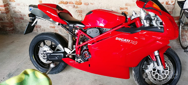 Ducati 749 testastretta