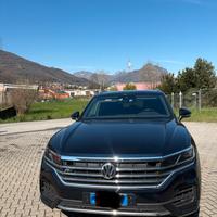 Volkswagen Touareg R-line