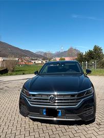 Volkswagen Touareg R-line