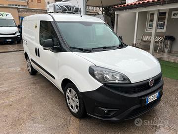 Fiat Dobló cargo frigorifero 3 posti