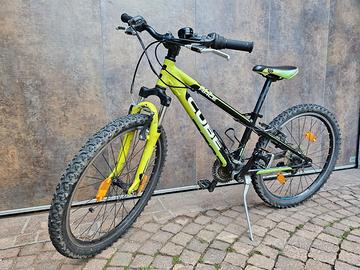 Bici Mountainbike CUBE Kid 240 da 24 pollici